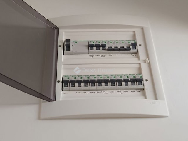 Eladó családi ház, Nagykátán 75 M Ft, 4 szobás