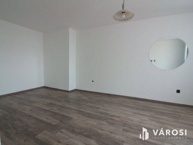 Eladó panellakás, Nagykanizsán 25.9 M Ft, 2+1 szobás