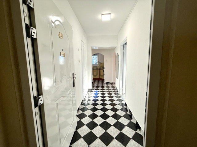 Eladó panellakás, Budapesten, III. kerületben 79.9 M Ft, 3 szobás