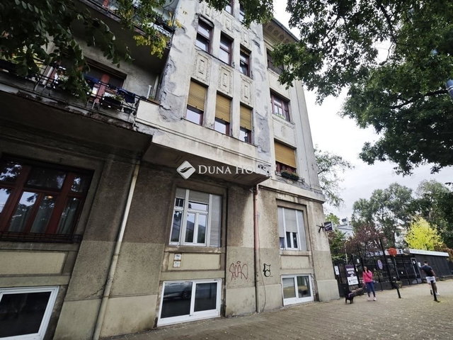 Eladó téglalakás, Budapesten, VII. kerületben 99.9 M Ft