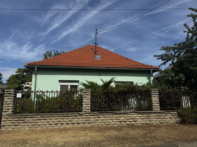 Eladó családi ház, Maglódon 74.9 M Ft, 4 szobás
