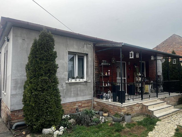 Eladó családi ház, Gödöllőn 94.9 M Ft, 3 szobás