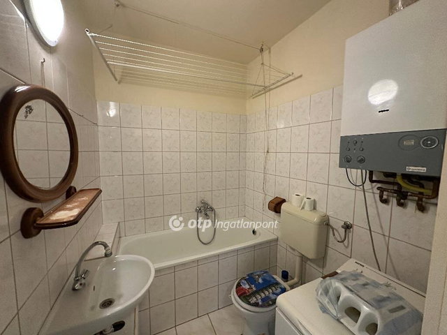 Eladó téglalakás, Nyíregyházán 27.99 M Ft, 1+1 szobás