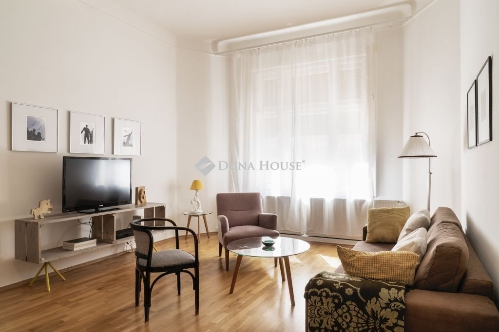 3 bed · 87m² · 159.000.000 ft