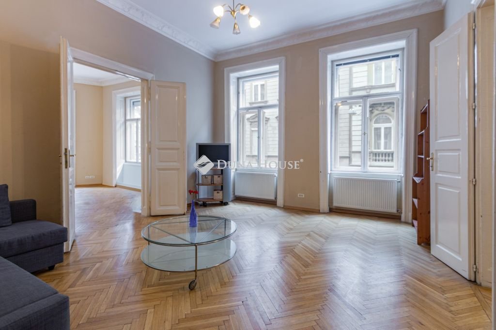 3 bed · 115m² · 470.000 ft