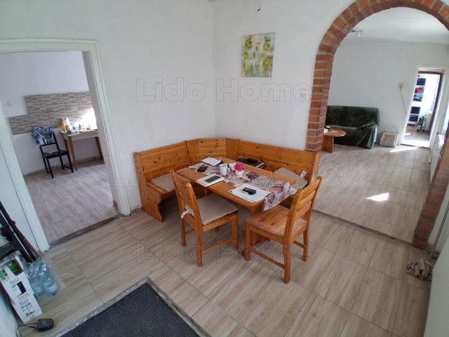 Eladó családi ház, Várpalotán 54.9 M Ft, 4 szobás