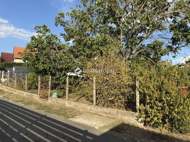Eladó telek, Sülysápon 27.5 M Ft / költözzbe.hu