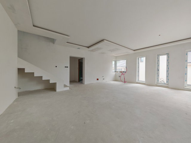 Eladó családi ház, Székesfehérvárott 170 M Ft, 5 szobás