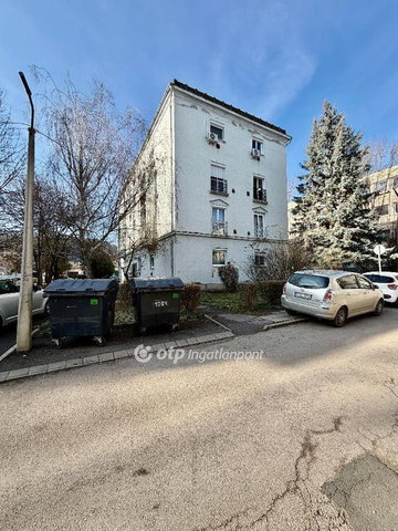 Eladó téglalakás, Salgótarjánban 19.9 M Ft, 2 szobás