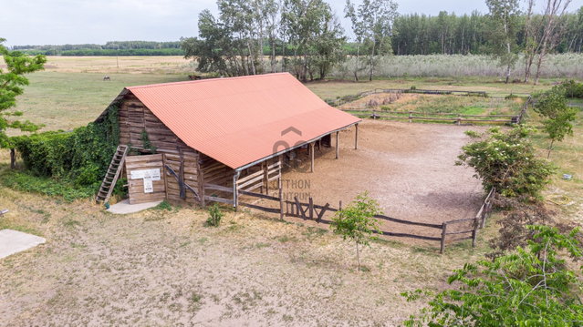 Eladó családi ház, Csemőn 154.9 M Ft, 4 szobás