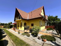 Eladó családi ház, Sarkadon 52 M Ft, 4+1 szobás