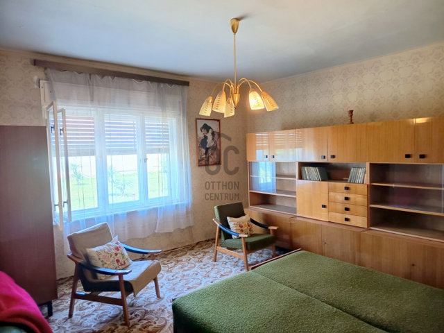 Eladó családi ház, Csesztregen 20.5 M Ft, 3 szobás