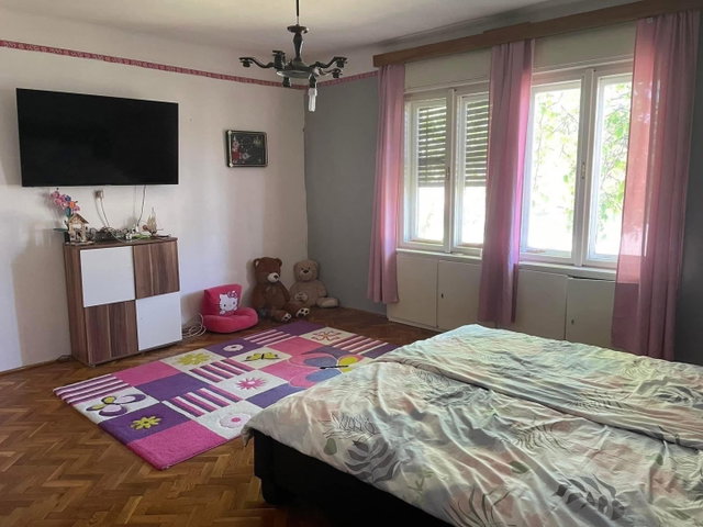 Eladó családi ház, Soltvadkerten 30 M Ft, 3 szobás