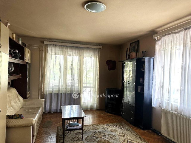 Eladó téglalakás, Budapesten, III. kerületben 99 M Ft, 3 szobás