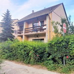 Eladó családi ház, Tatán 119.9 M Ft, 5 szobás