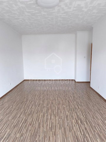 Eladó téglalakás, Tatán 47.99 M Ft, 2 szobás