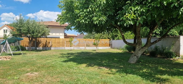 Eladó családi ház, Balatonlelleén 47.5 M Ft, 1 szobás