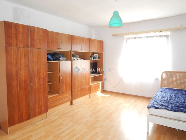 Eladó családi ház, Lajoskomáromban 43.5 M Ft, 3 szobás