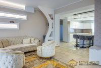 Eladó családi ház, Nyárádon 87.9 M Ft, 5 szobás