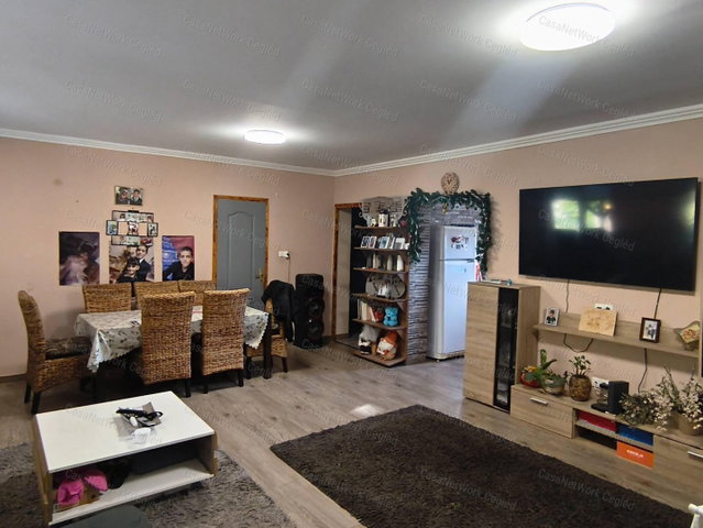Eladó családi ház, Tápiószelén 59.9 M Ft, 5 szobás