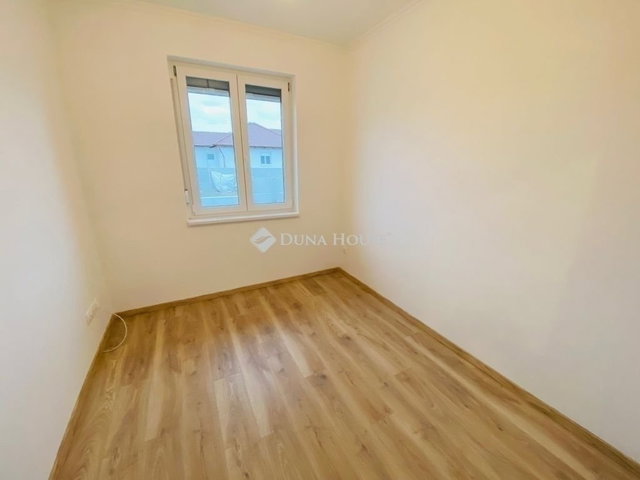Eladó ikerház, Monoron 83.6 M Ft, 4 szobás / költözzbe.hu