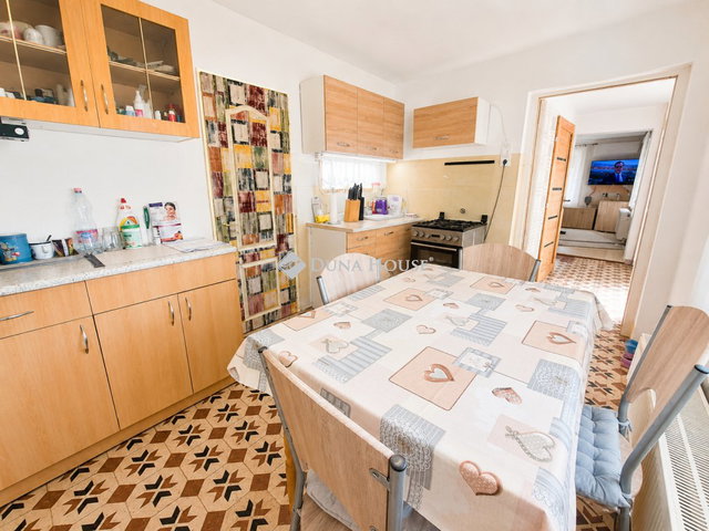 Eladó családi ház, Budapesten, XVIII. kerületben 89.5 M Ft