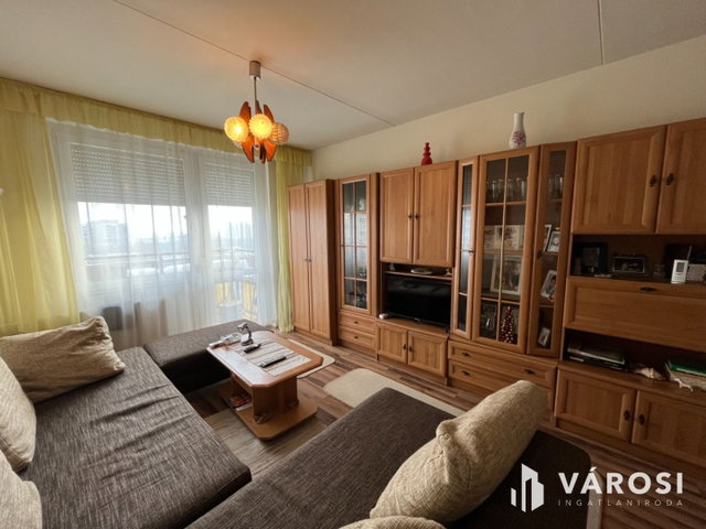 Eladó panellakás, Debrecenben 62.99 M Ft, 3 szobás