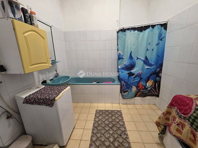 Eladó téglalakás, Tiszafüreden 21.99 M Ft, 2 szobás