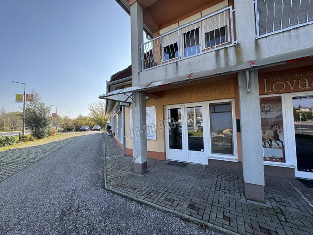 Eladó üzlethelyiség, Nagykanizsán, Petőfi Sándor utcában