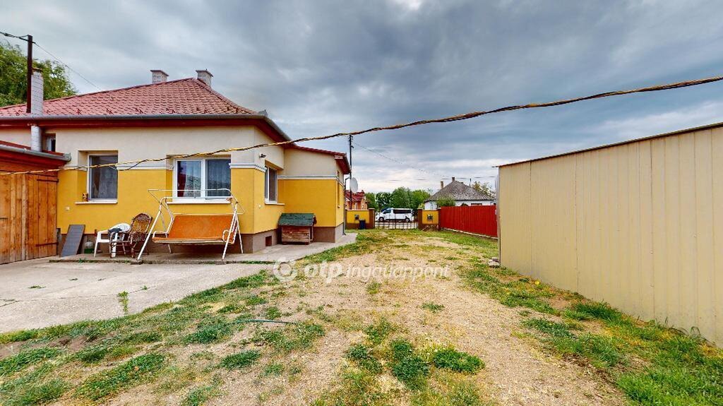 3 bed · 72m² · 40.900.000 ft
