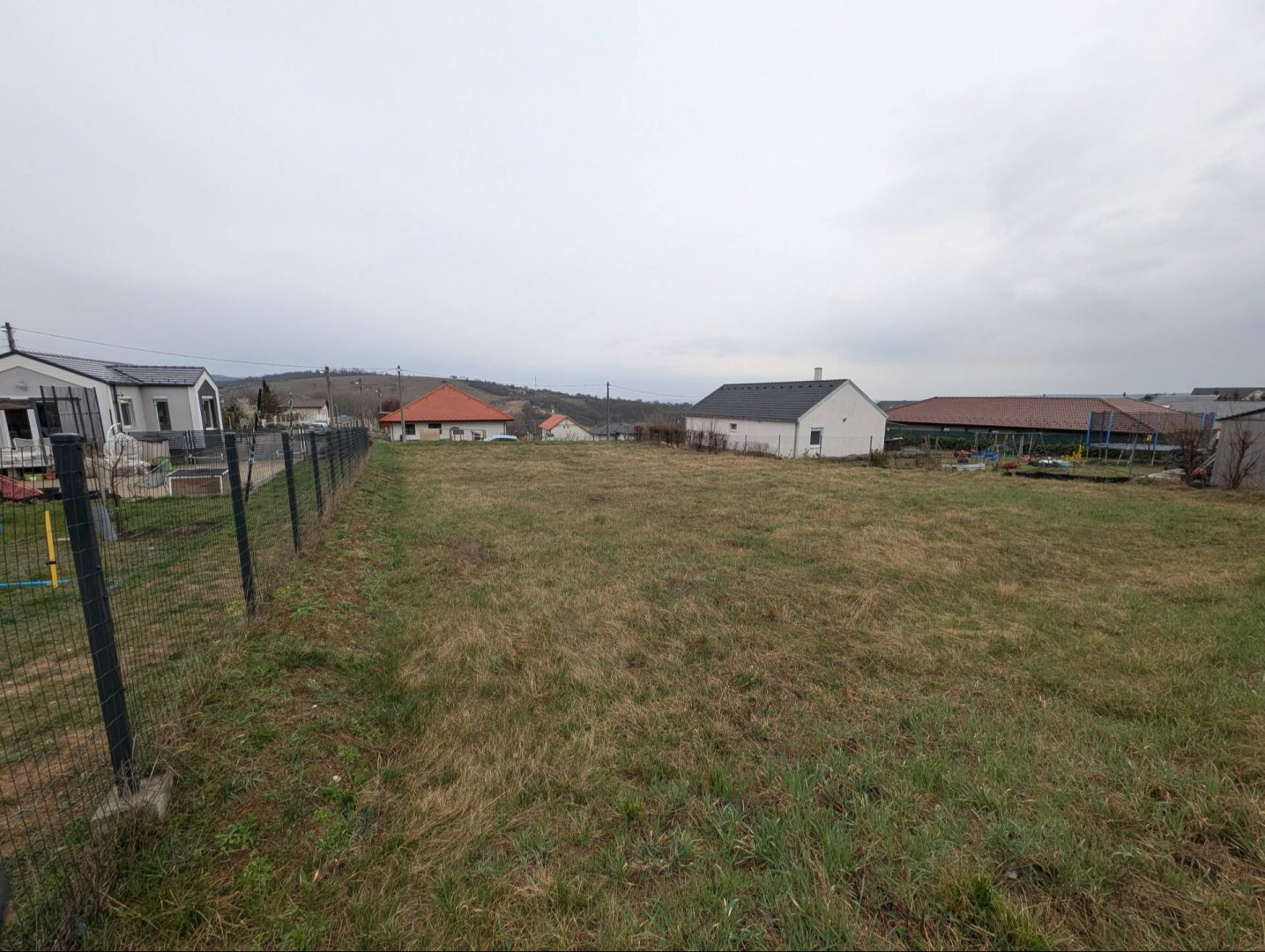 892m² · 36.000.000 ft