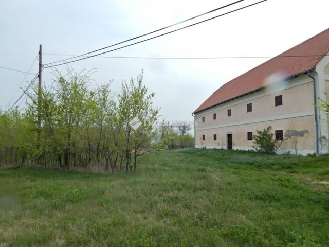 Eladó üzlethelyiség, Csóron 25.9 M Ft / költözzbe.hu
