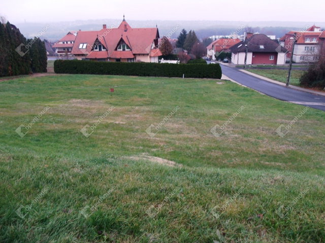 Eladó telek, Hévízen 100 M Ft / költözzbe.hu