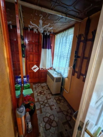 Eladó családi ház, Tápiószecsőn 24.99 M Ft, 2 szobás