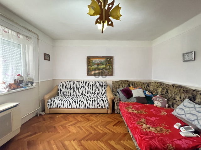 Eladó családi ház, Nagykerekin 13 M Ft, 2 szobás