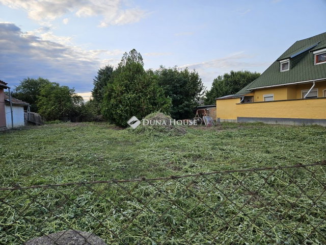 Eladó telek, Balatonfőkajáron 25 M Ft / költözzbe.hu