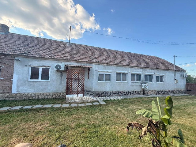 Eladó családi ház, Hegyszentmártonban 38.9 M Ft, 3 szobás