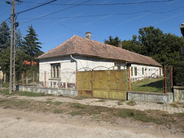 Eladó családi ház, Dabroncon 7.5 M Ft, 4 szobás