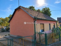 Eladó családi ház, Balassagyarmaton, Régi utcában 15 M Ft