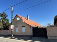 Eladó családi ház