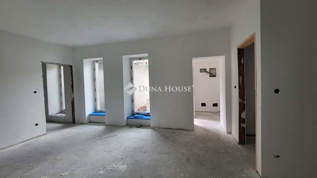 Eladó családi ház, Kiskunfélegyházán 50 M Ft, 1 szobás