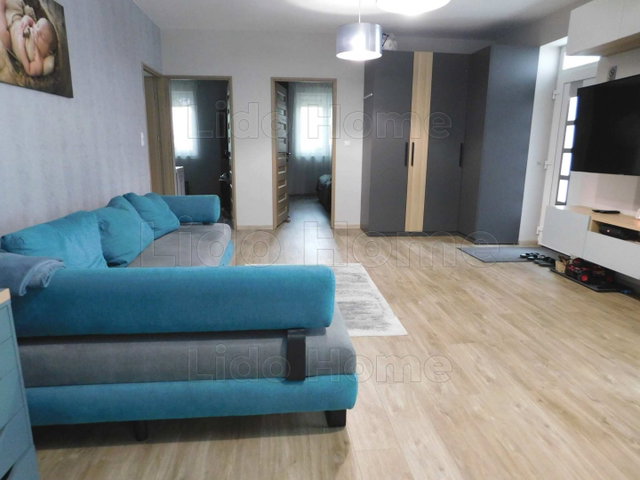 Eladó családi ház, Siófokon 185 M Ft, 3 szobás