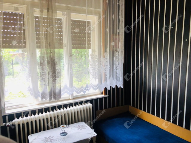 Eladó családi ház, Murakeresztúron 19.5 M Ft, 4 szobás