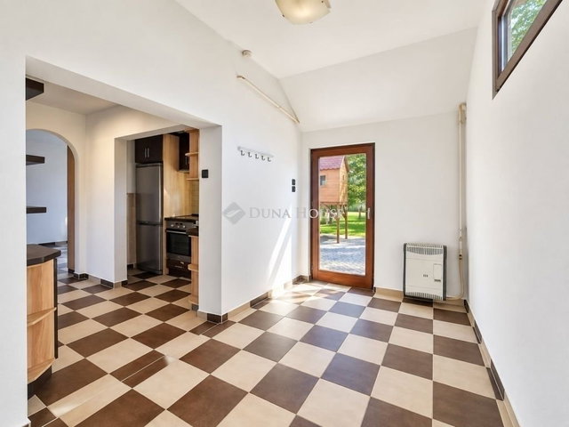 Eladó családi ház, Fóton 139 M Ft, 6 szobás