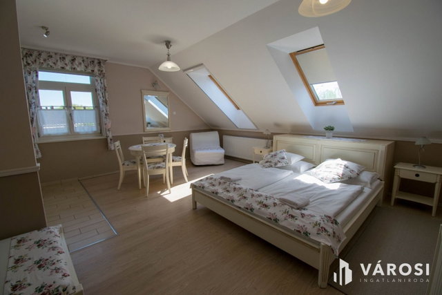 Eladó hotel, Dunapatajon 250 M Ft, 6 szobás / költözzbe.hu