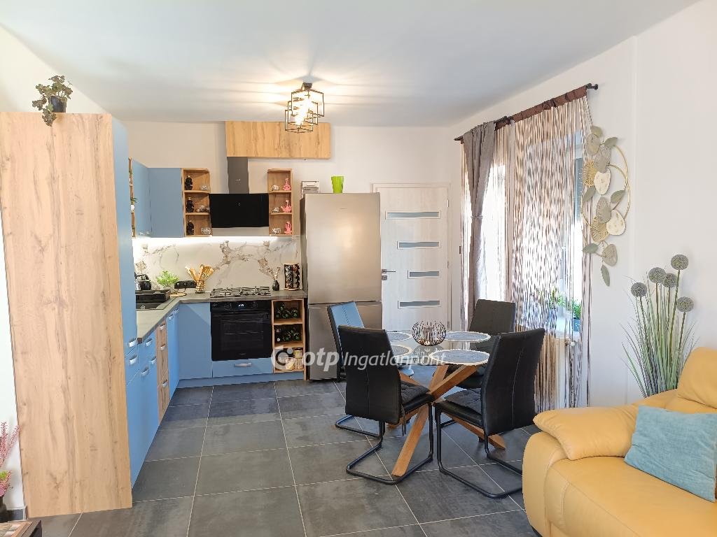 3 bed · 85m² · 129.000.000 ft