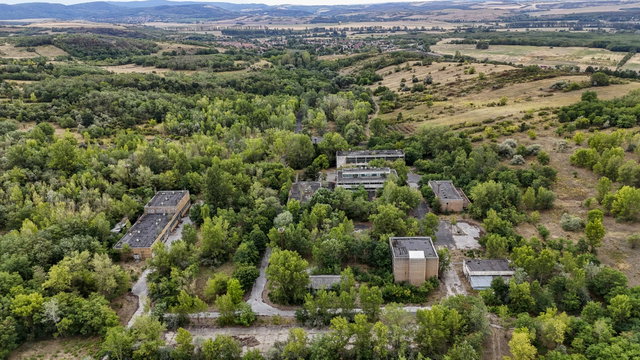 Eladó ipari ingatlan, Kesztölcön 580 M Ft / költözzbe.hu