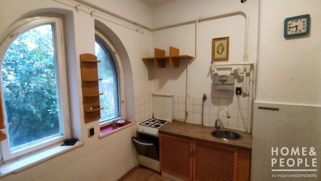 Eladó téglalakás, Szegeden 39.99 M Ft, 2 szobás