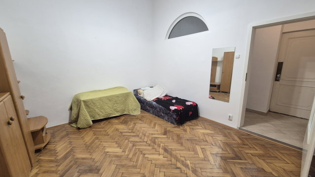 Eladó téglalakás, Budapesten, VII. kerületben, Murányi utcában