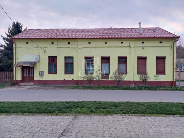 Eladó üzlethelyiség, Hajdúdorogon 84.9 M Ft